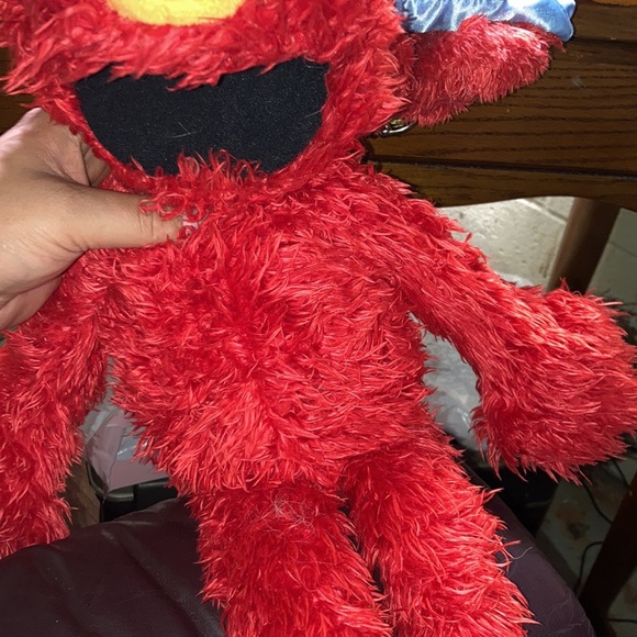 Selling my whole collection antiques Elmo stuffed - Picture 3 of 9